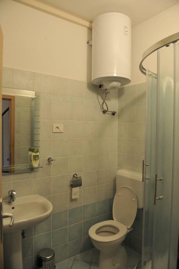 Apartmaji Kumar Шмартно Екстериор снимка